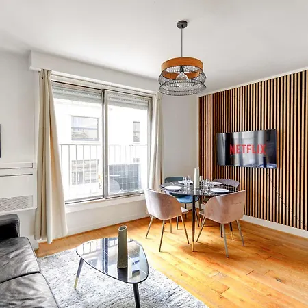 Appartamento Duplex Raffine A Deux Pas De La Tour Eiffel - Avec A-c Parigi